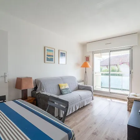 Apartamento Proche Plage&casino Avec Balcon Et Parking Privé, - Fr-1-319-110